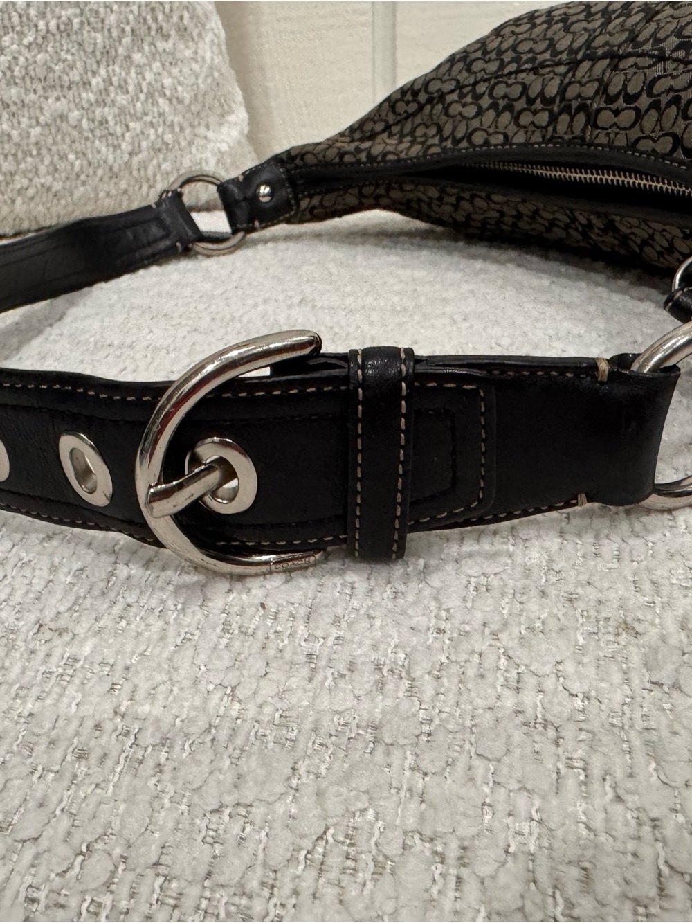 Coach Black Signature Crescent Shoulder Bag - Picture 3 of 7